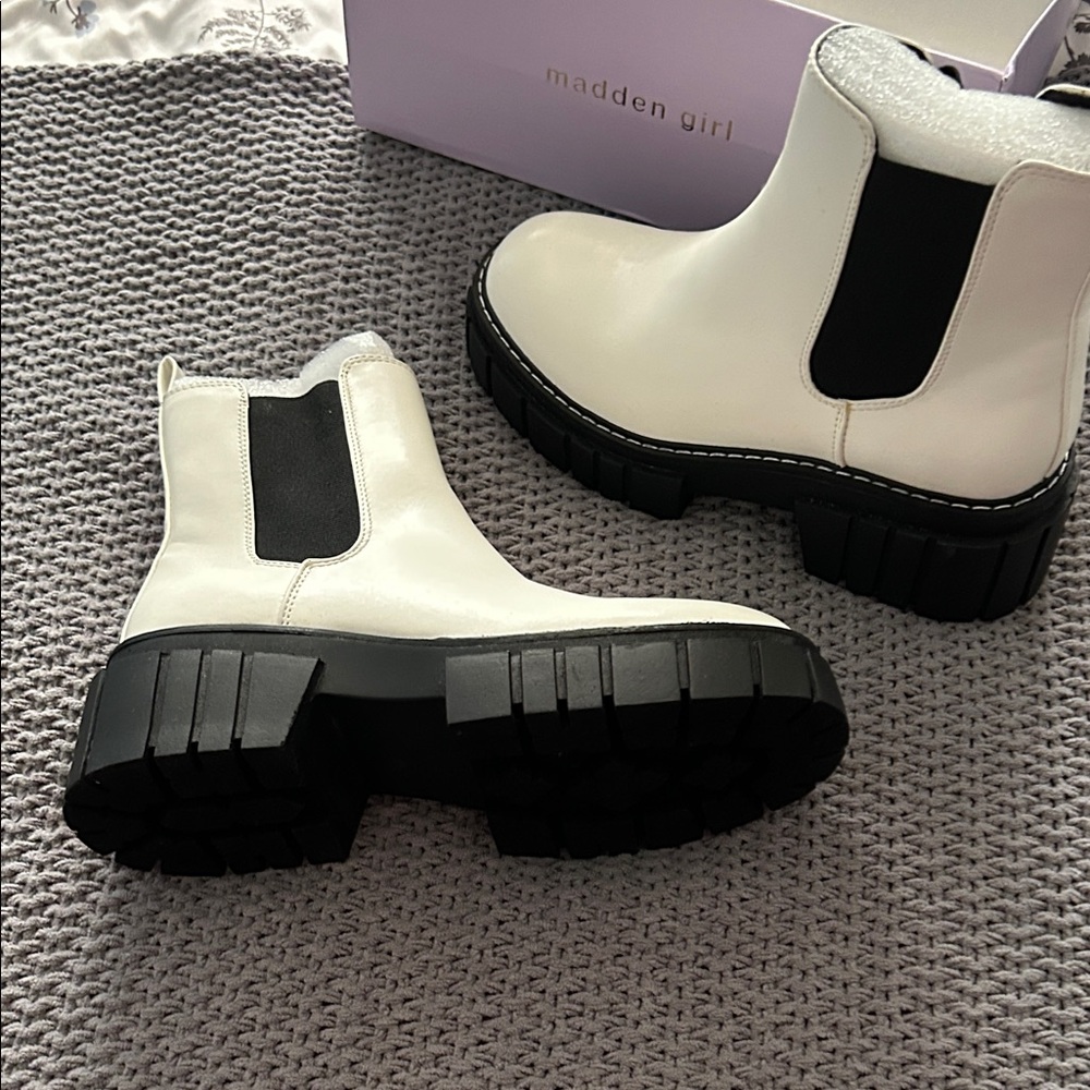 Madden Girl White and Black Ankle Boots